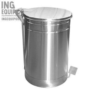 Basurero de acero inoxidable